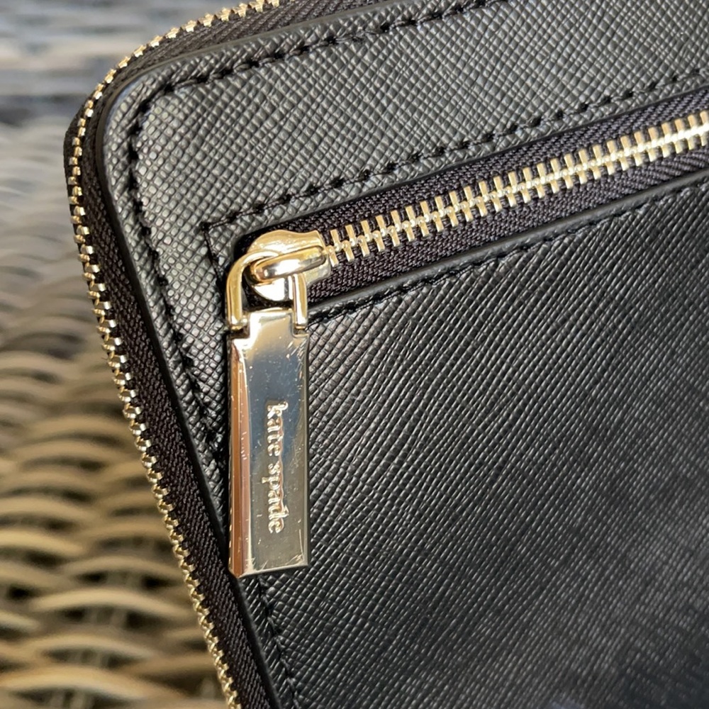 Kate Spade medium Lzip wristlet - Picture 9 of 16